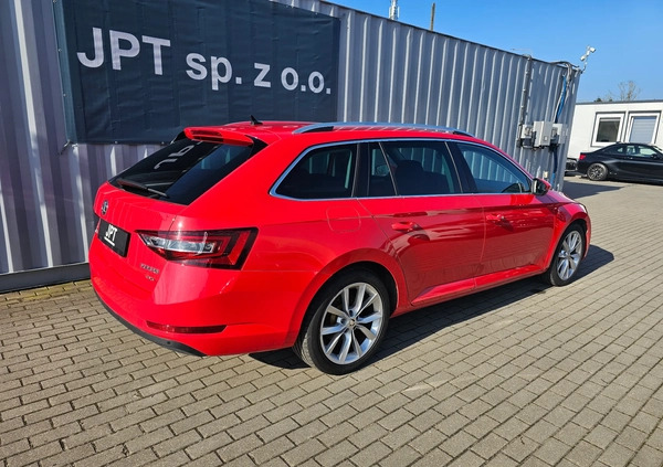 Skoda Superb cena 81057 przebieg: 198856, rok produkcji 2019 z Ruda Śląska małe 497